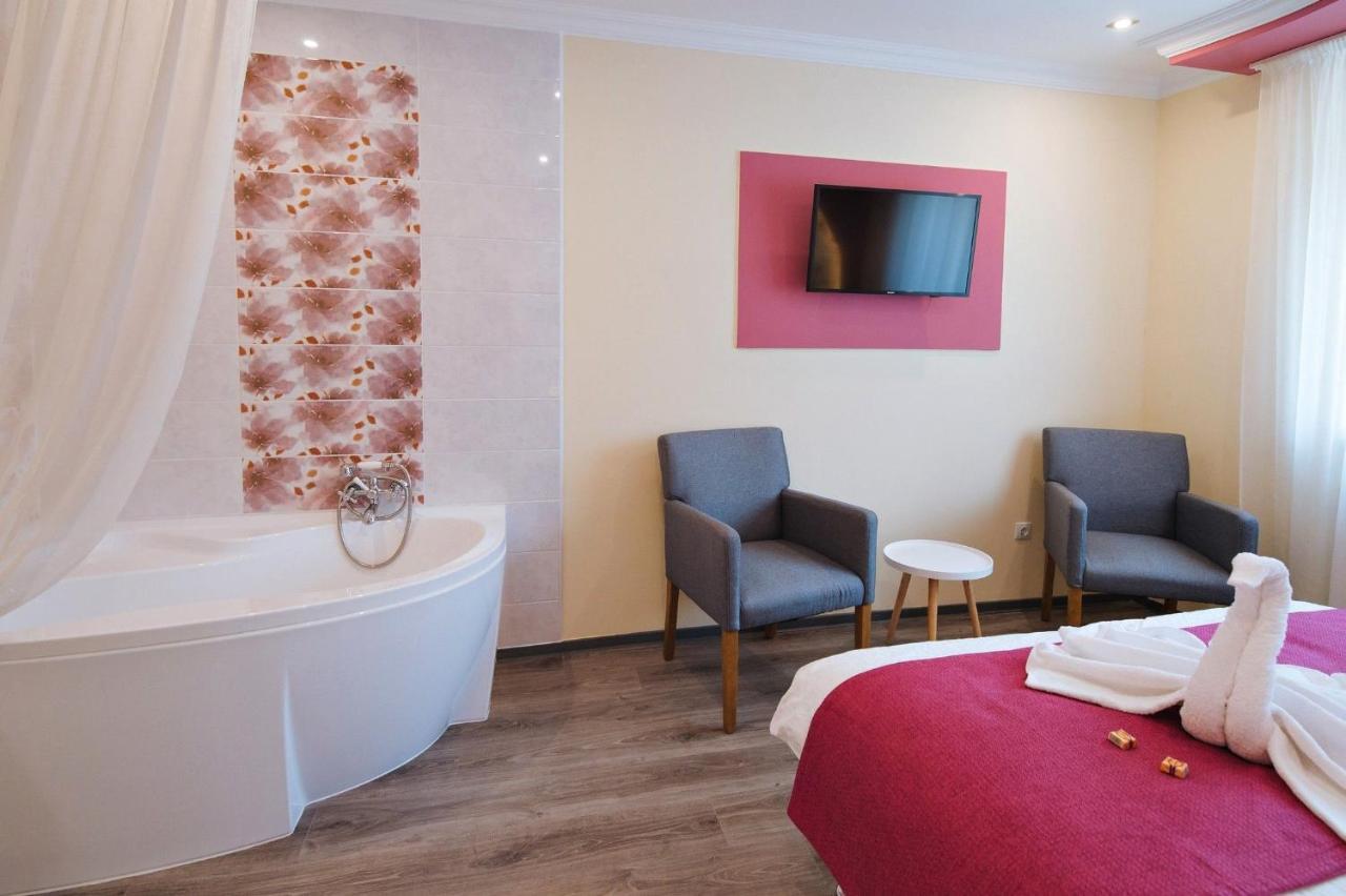 Jazmin Apartmanhaz Aparthotel *
